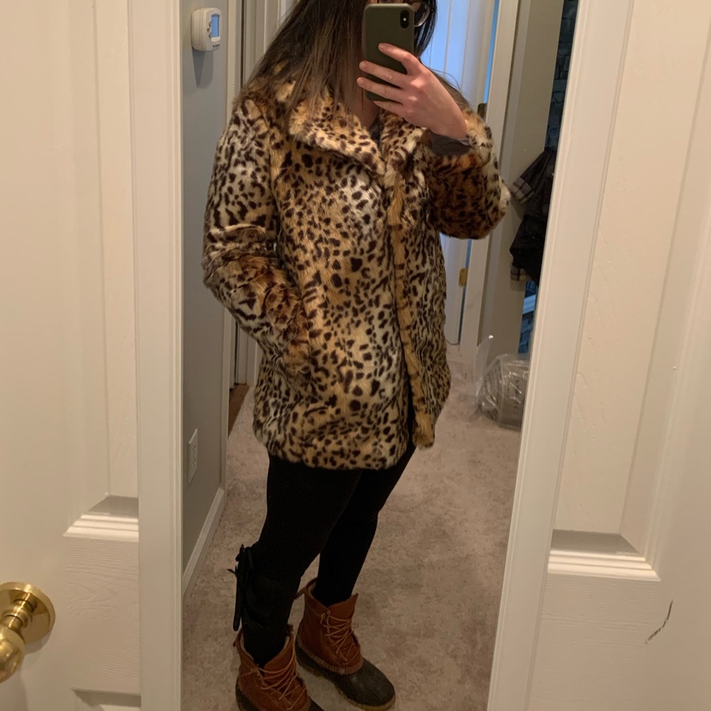 Forever 21 Leopard Print Faux Fur Jacket - Tan, Black, Cream - Picture 4 of 7